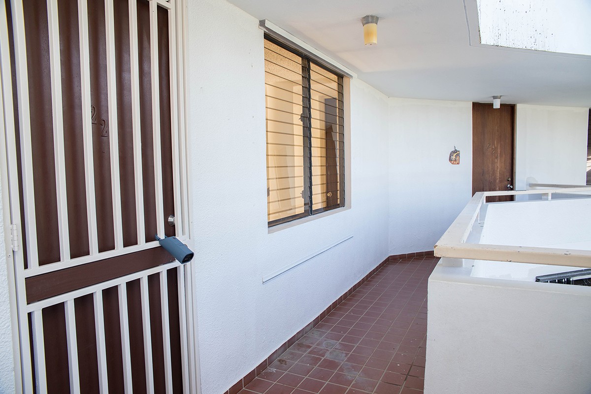 Entrada-Entrance
