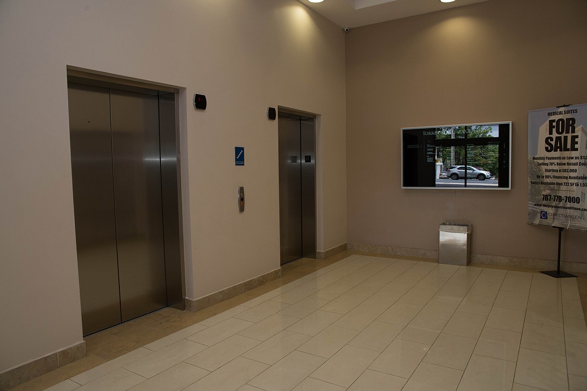 Entrada-Entrance