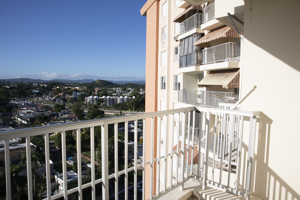 Balcón-Balcony
