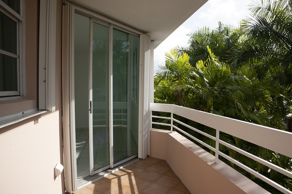 Balcón-Balcony