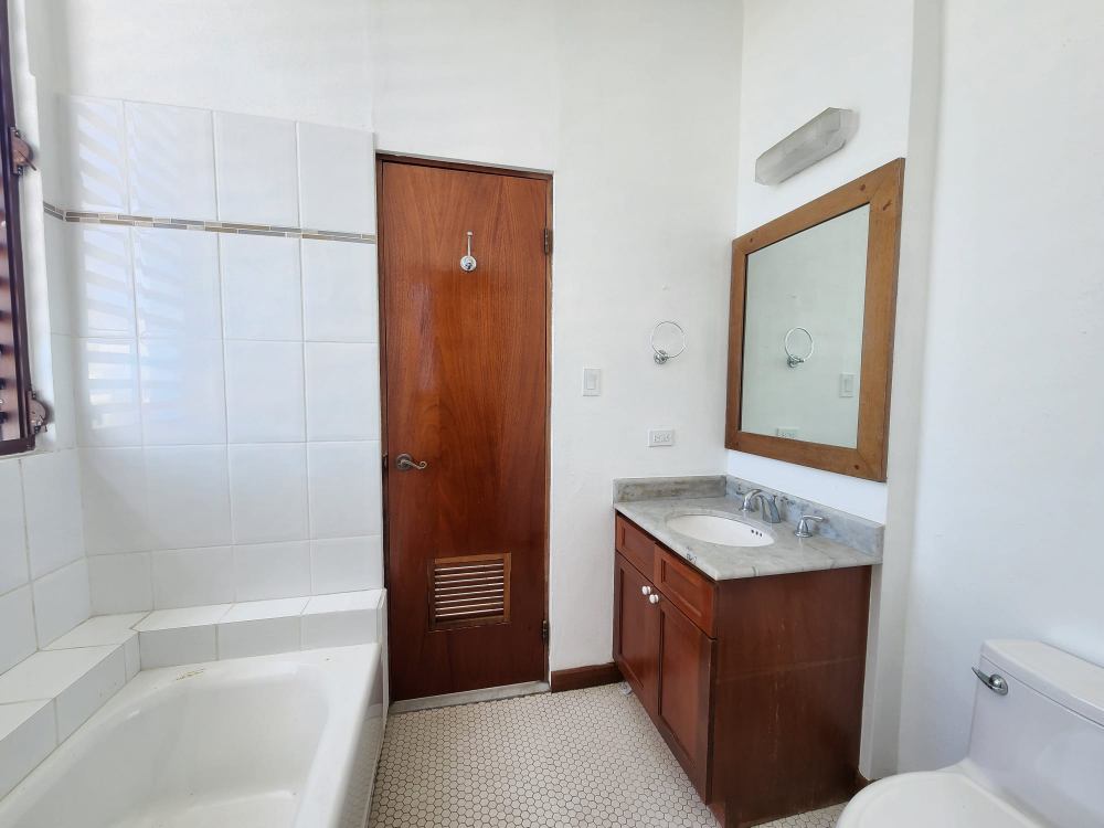 Bath- Baño.jfif