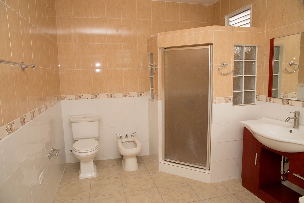 Baño - Bathroom