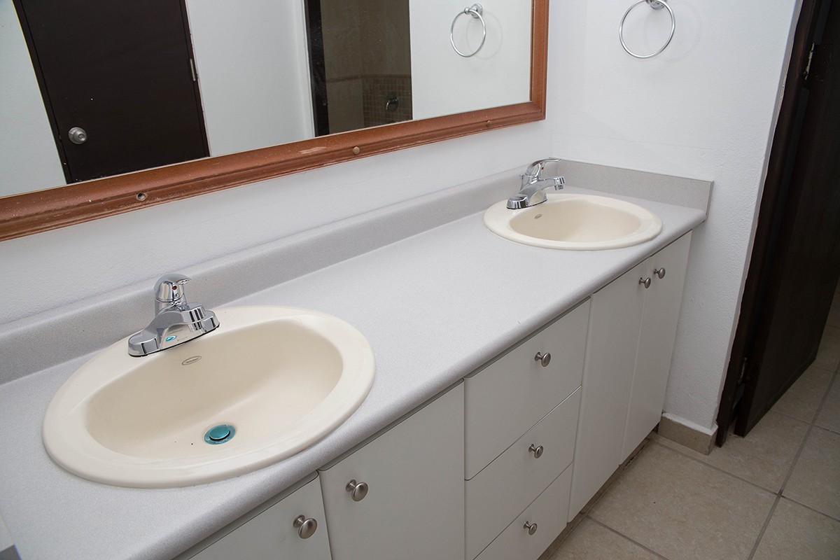 Baño-Bathroom