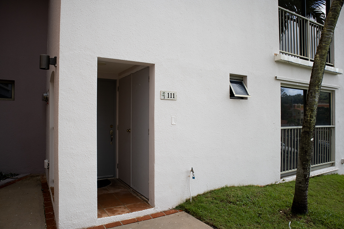 Entrada-Entrance