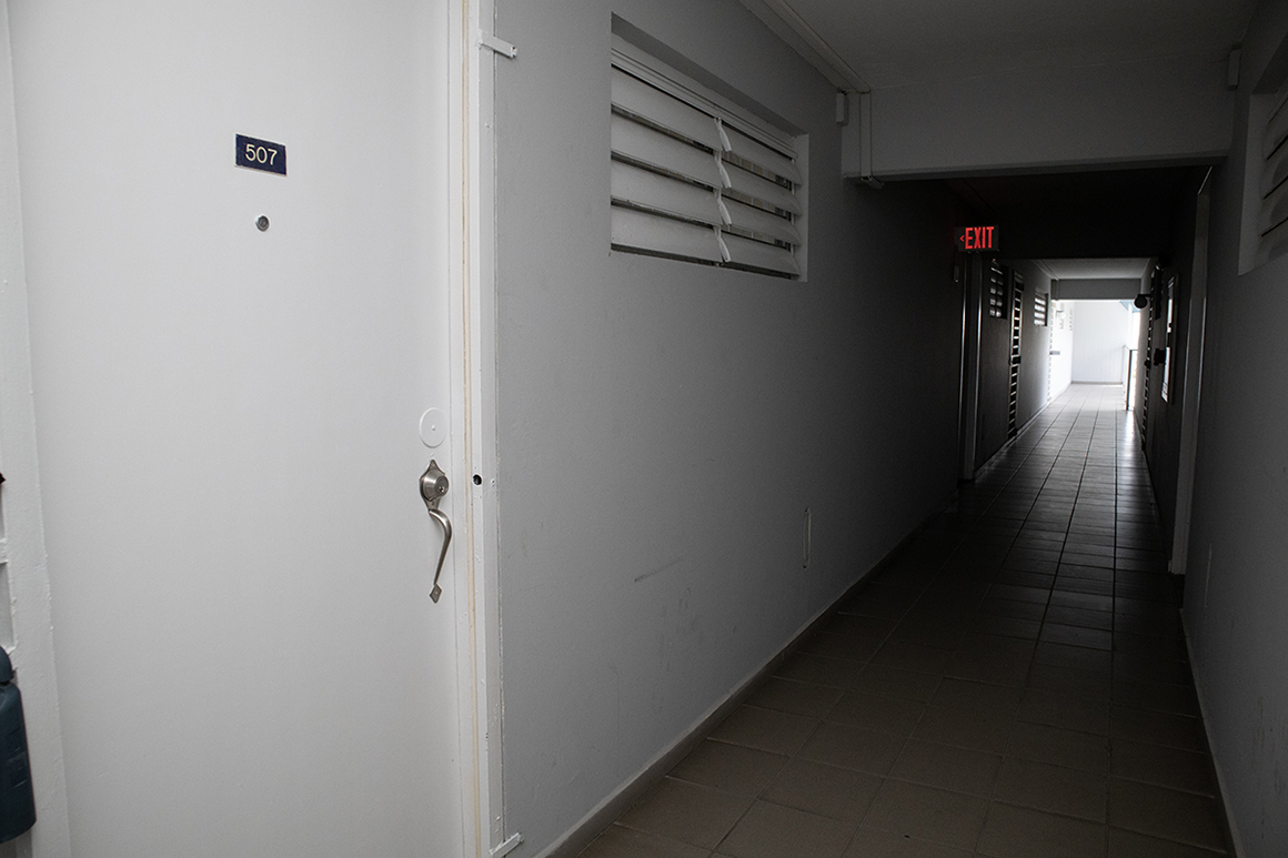 Entrada-Entrance