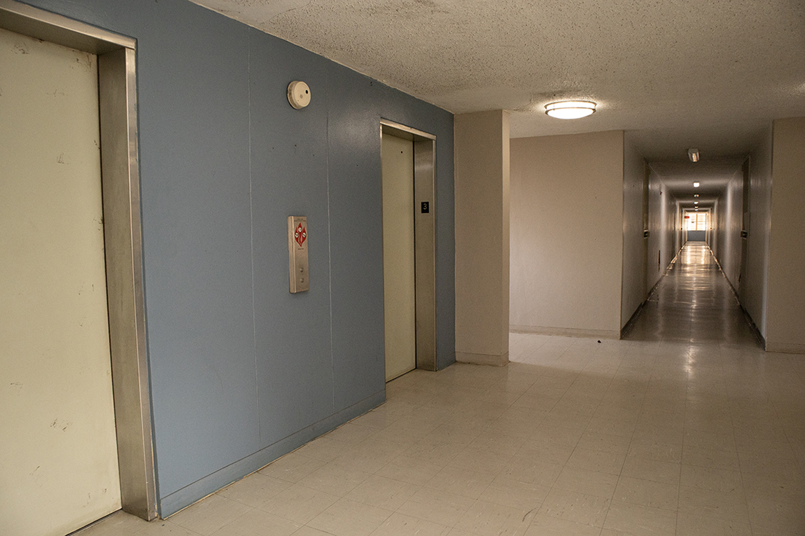 Entrada- Entrance