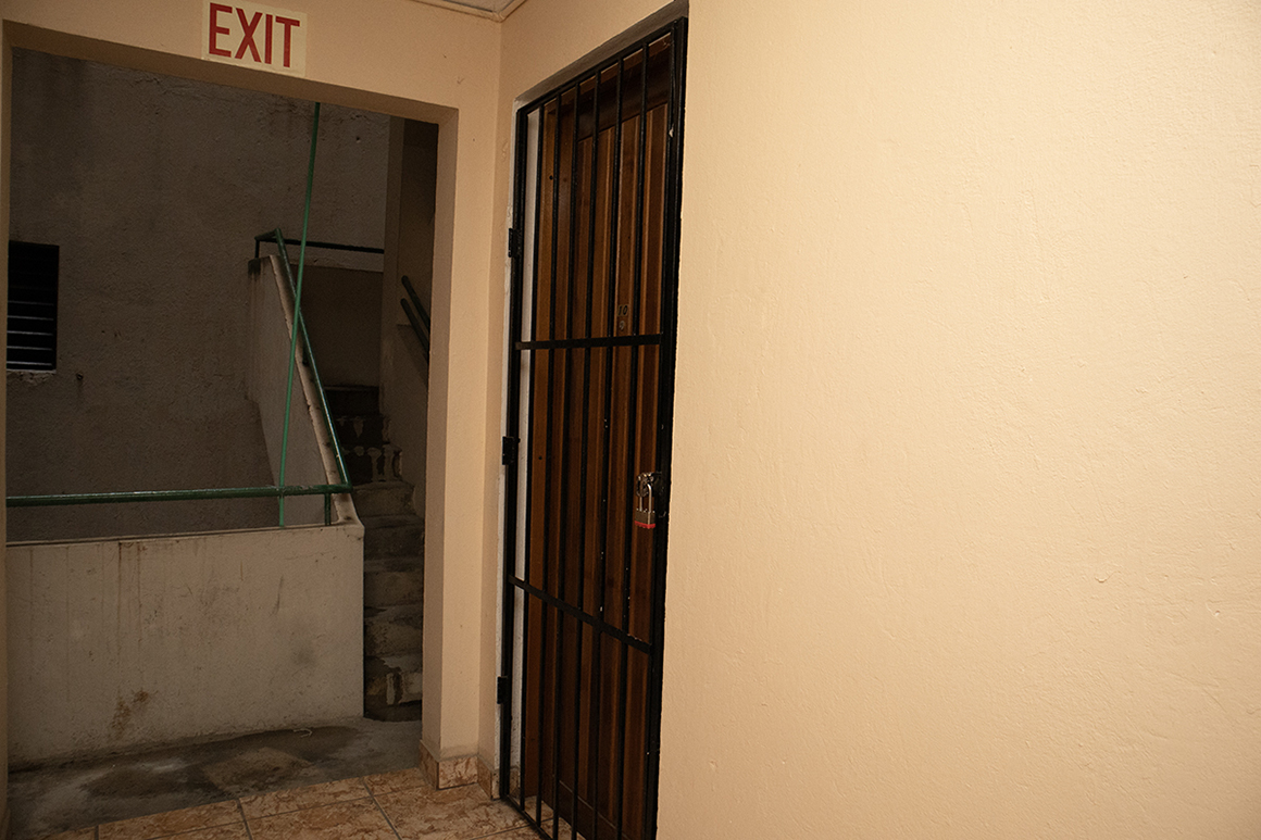 Entrada-Entrance