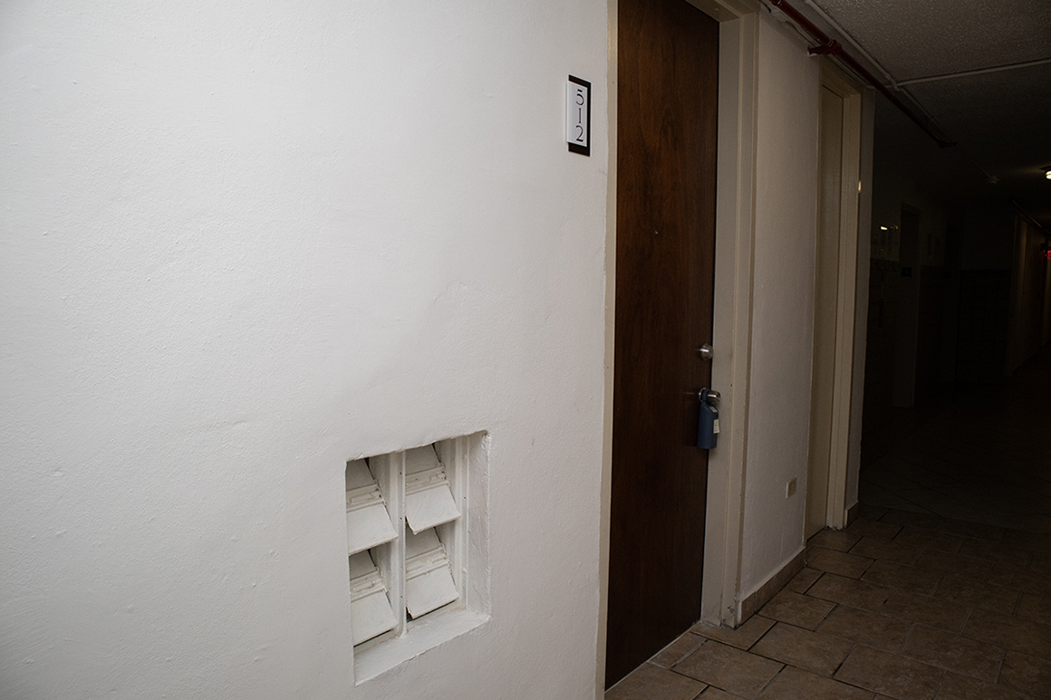 Entrada-Entrance