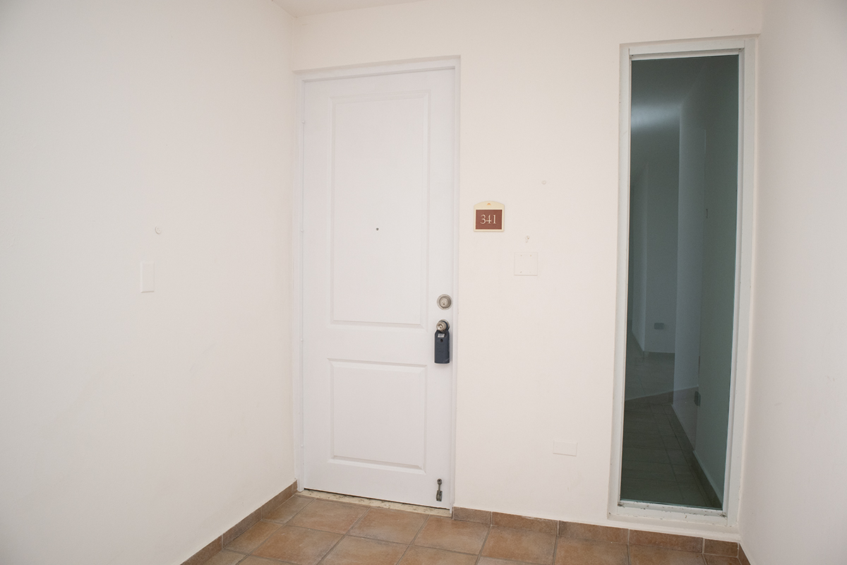 Entrada-Entrance