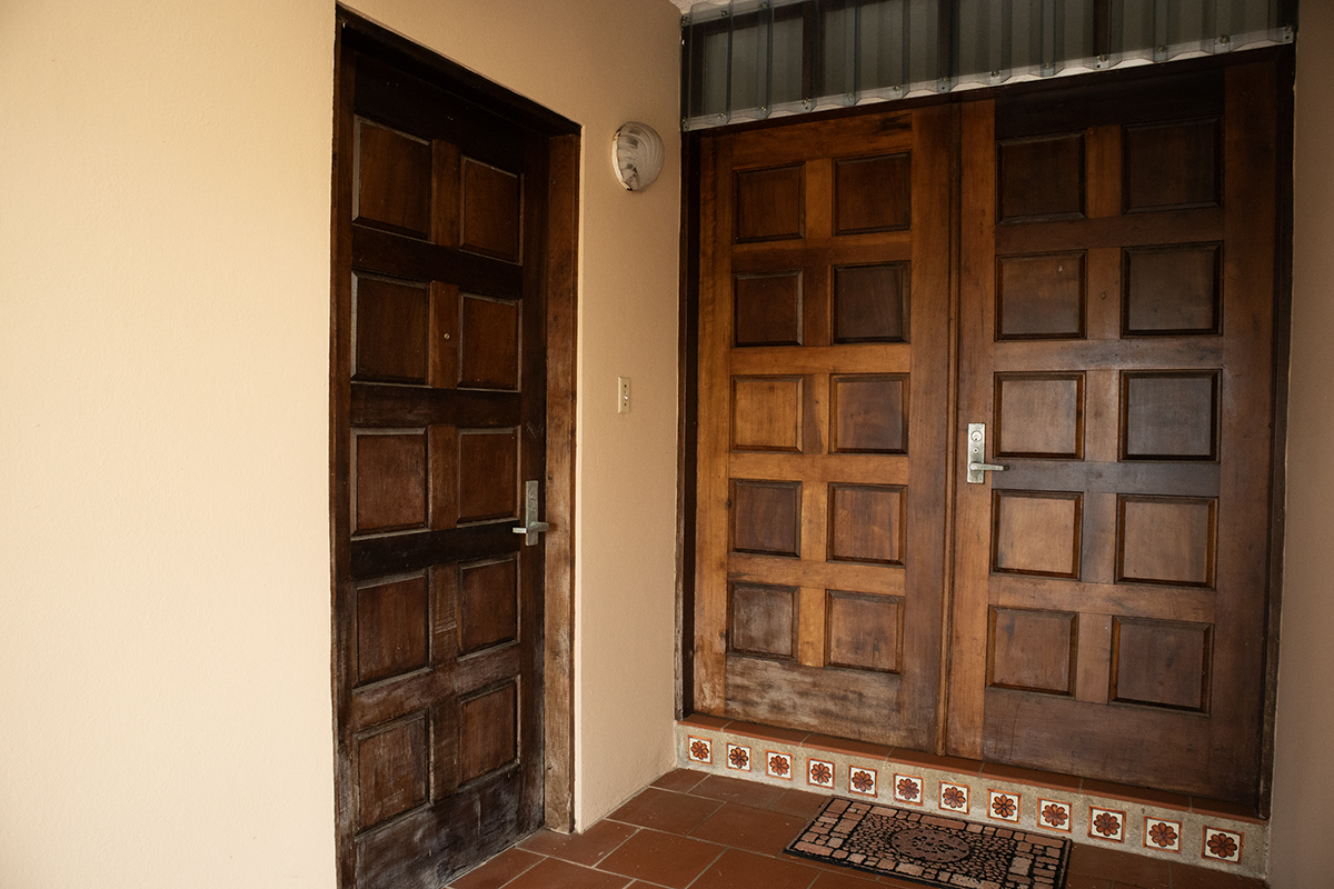Entrada- Entrance
