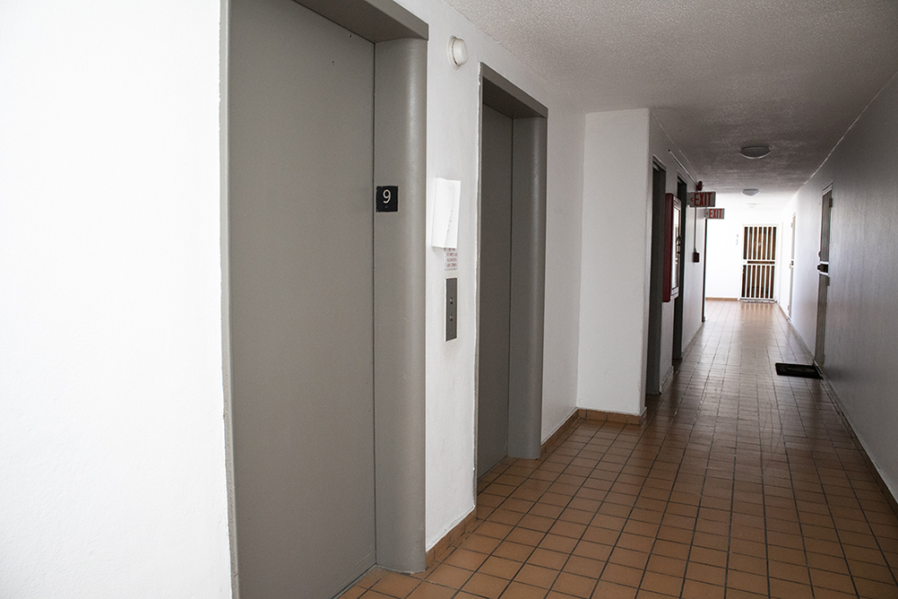 Entrada-Entrance