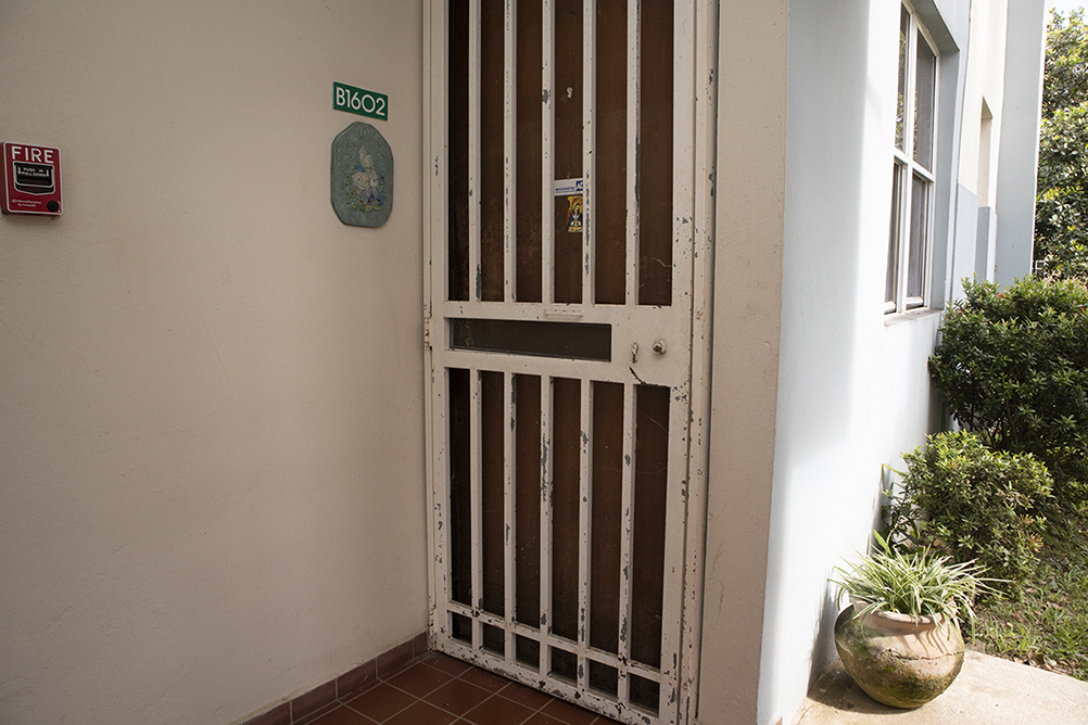Entrada-Entrance