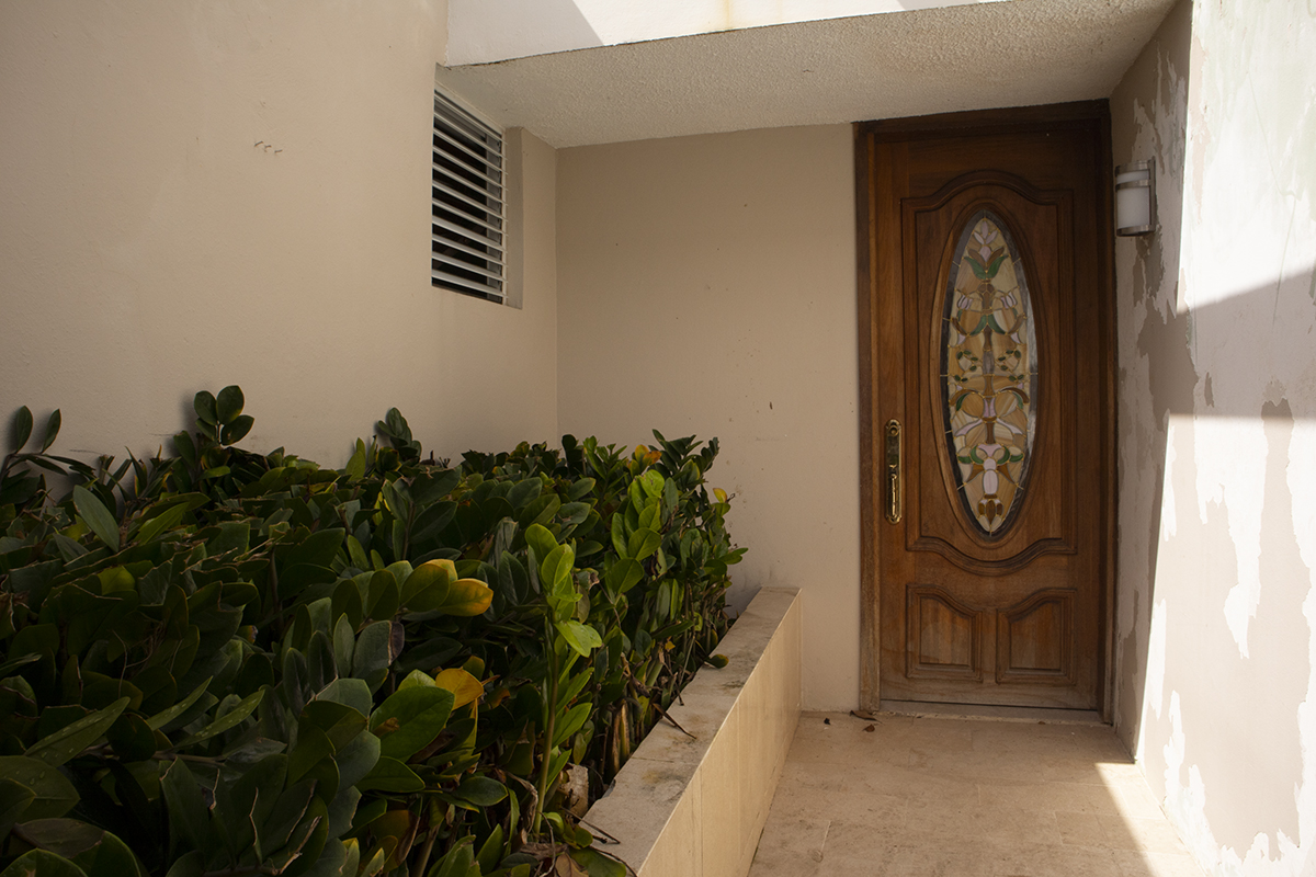 Entrada-Entrance