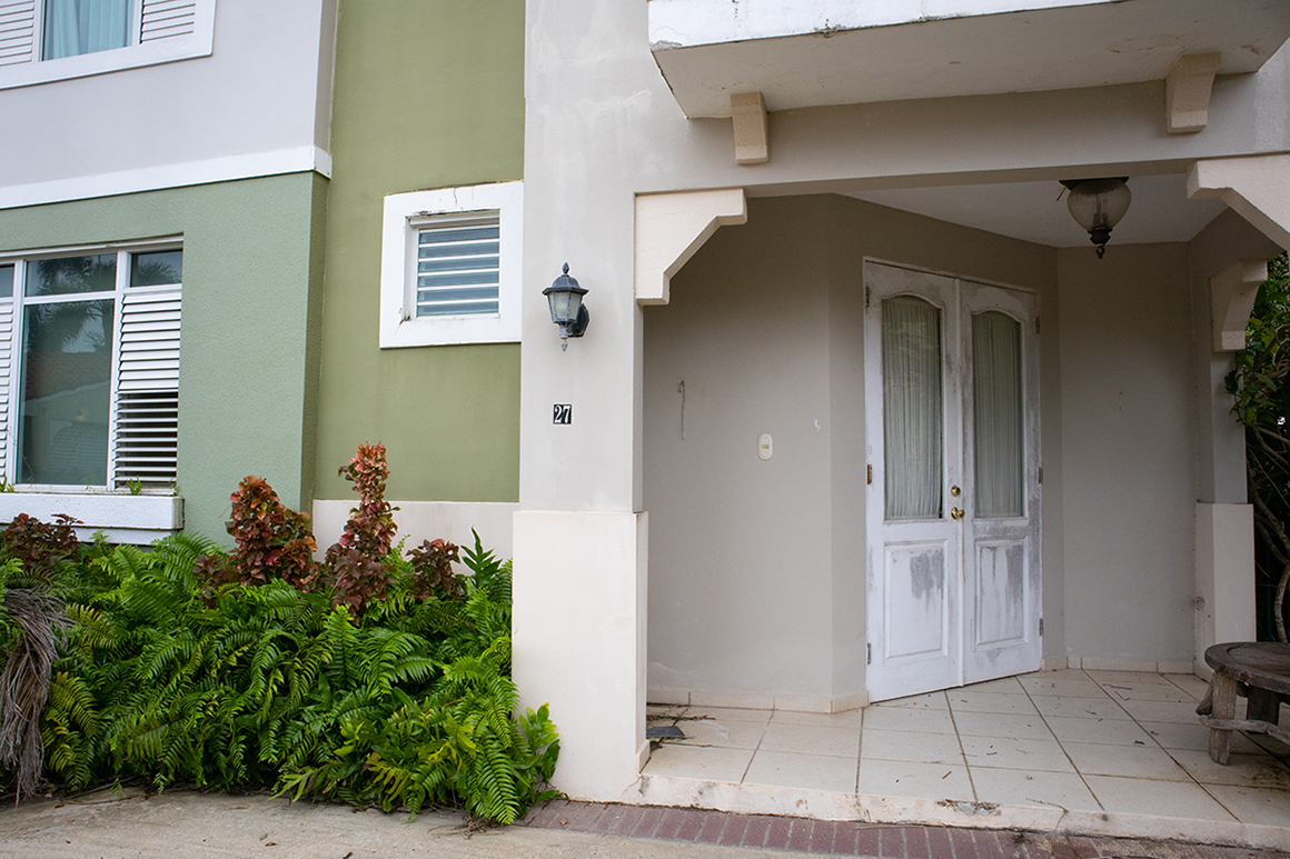 Entrada-Entrance