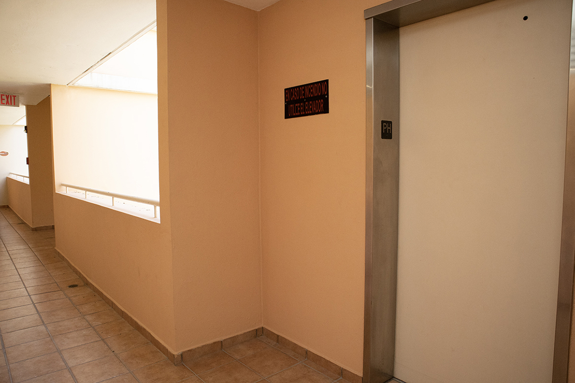 Entrada-Entrance.
