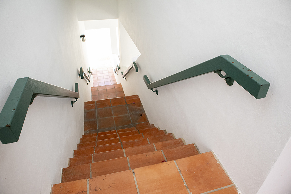 Escalera-Stairs