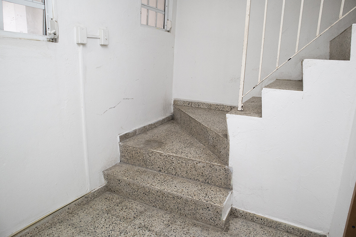 Escalera-Stairs