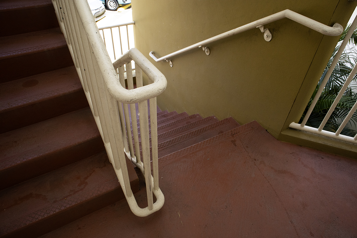 Escalera-Stairs