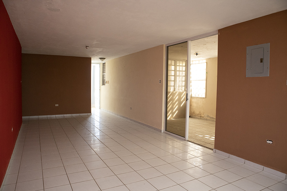Interior -Inisde