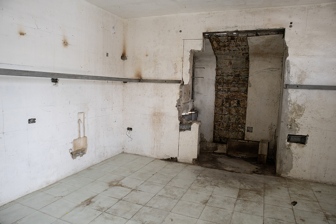 Interior-Inside