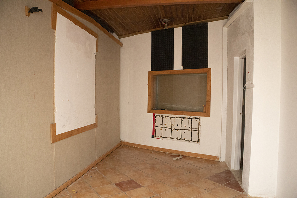 Interior -Inside