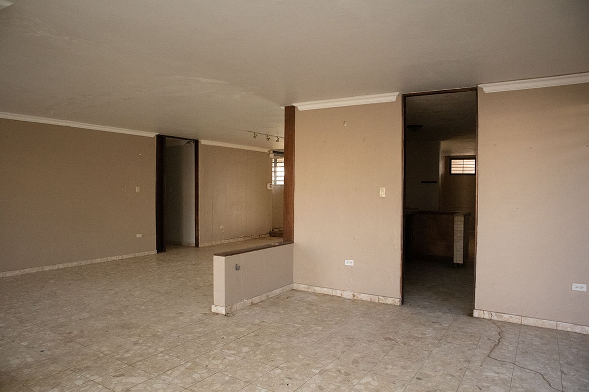 Interior-Inside.