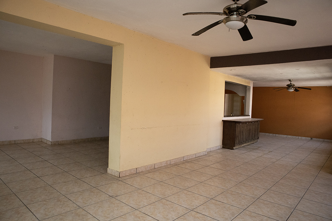 Interior-Inside.
