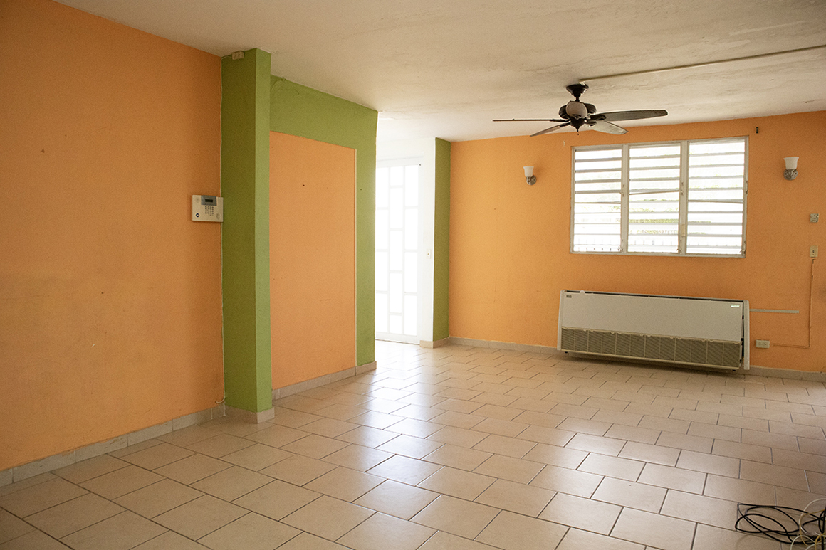 Interior-Inside.