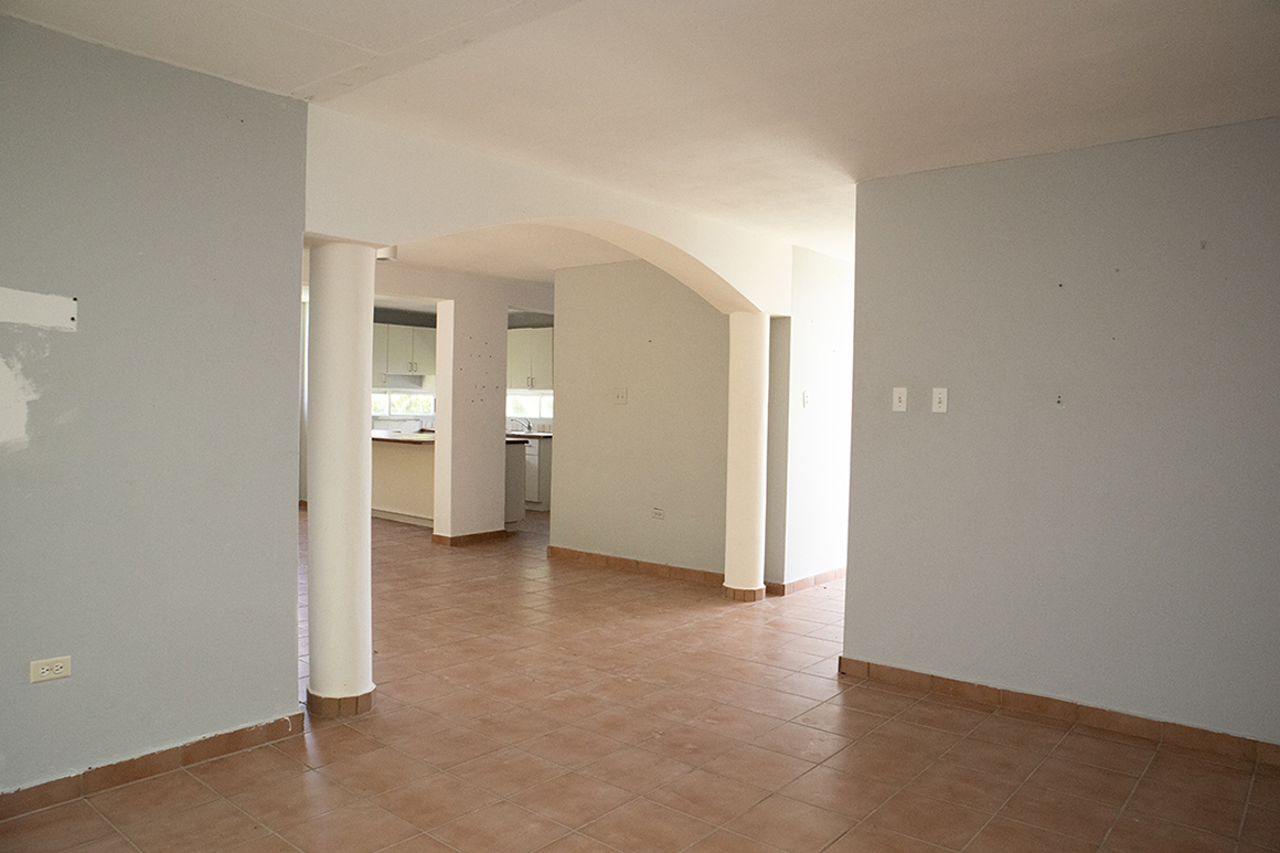 Interior-Inside.