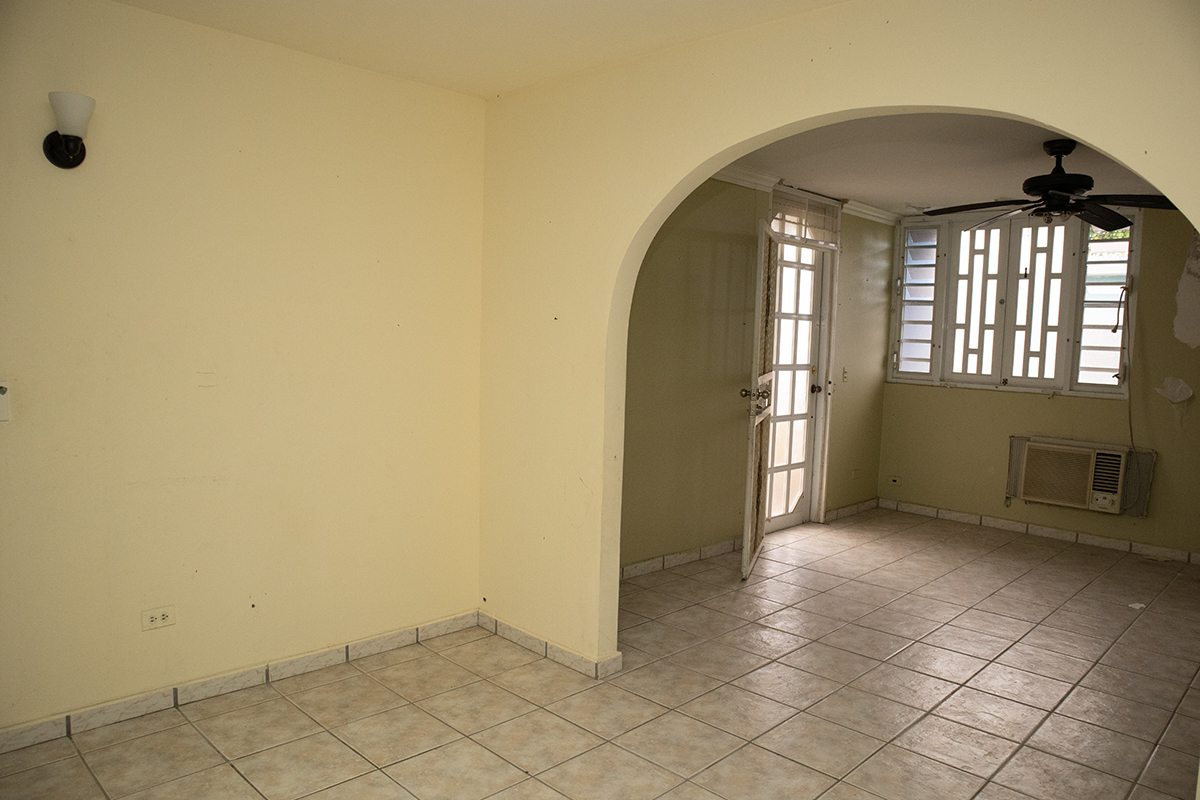 Interior-Inside.
