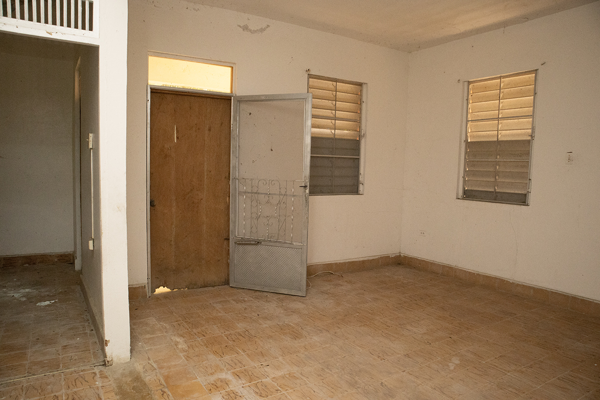 Interior-Inside.