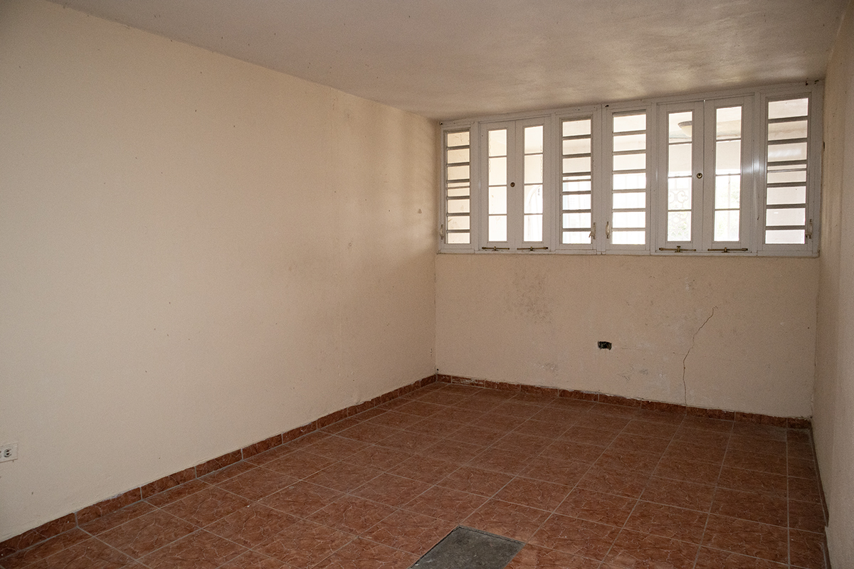 Interior-Inside.