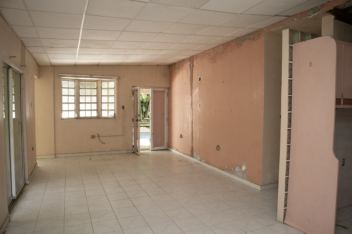 Interior-Inside.
