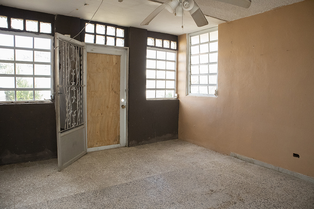 Interior-Inside.