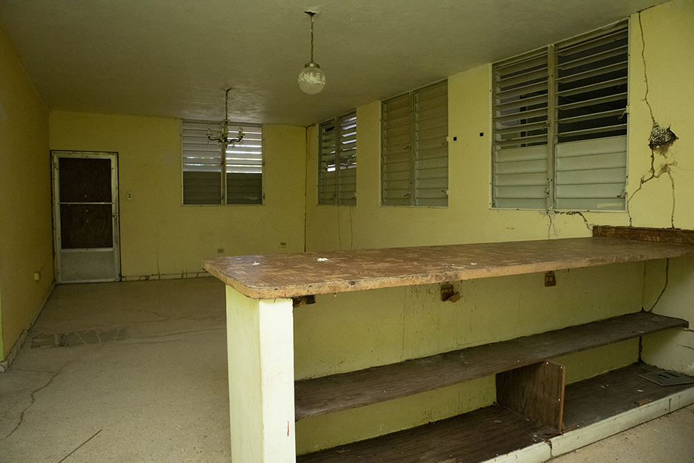 Interior-Inside.